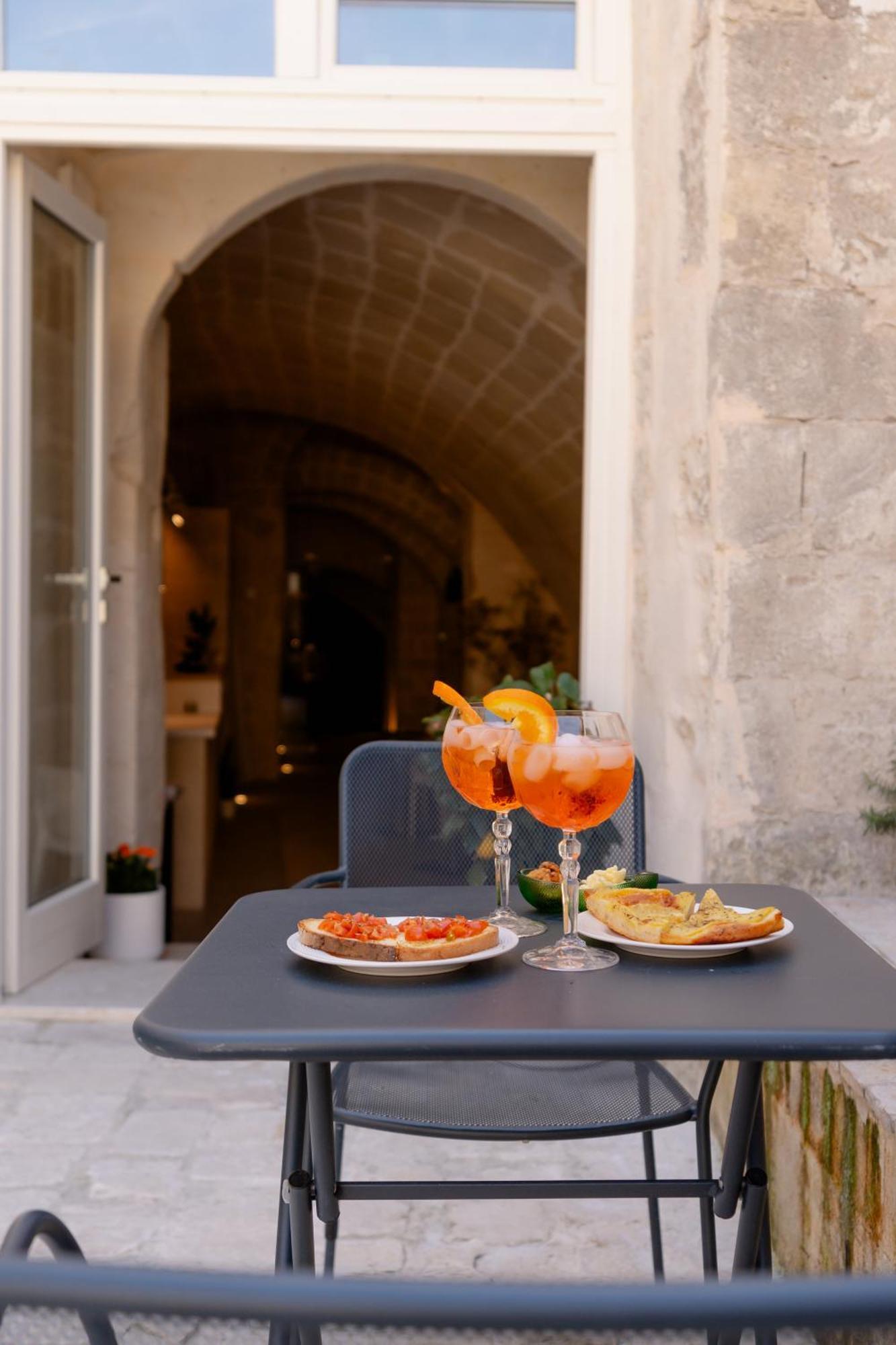 Endea Suite Rooms & Lounge Spa Matera Exteriör bild