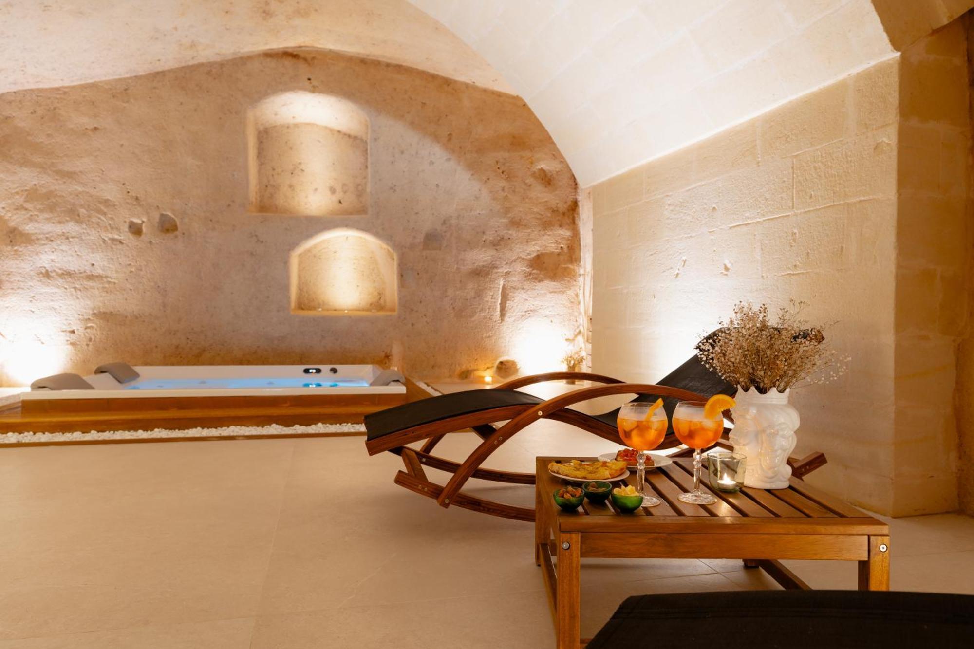 Endea Suite Rooms & Lounge Spa Matera Exteriör bild