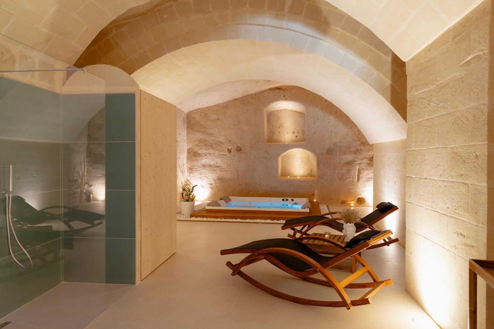 Endea Suite Rooms & Lounge Spa Matera Exteriör bild