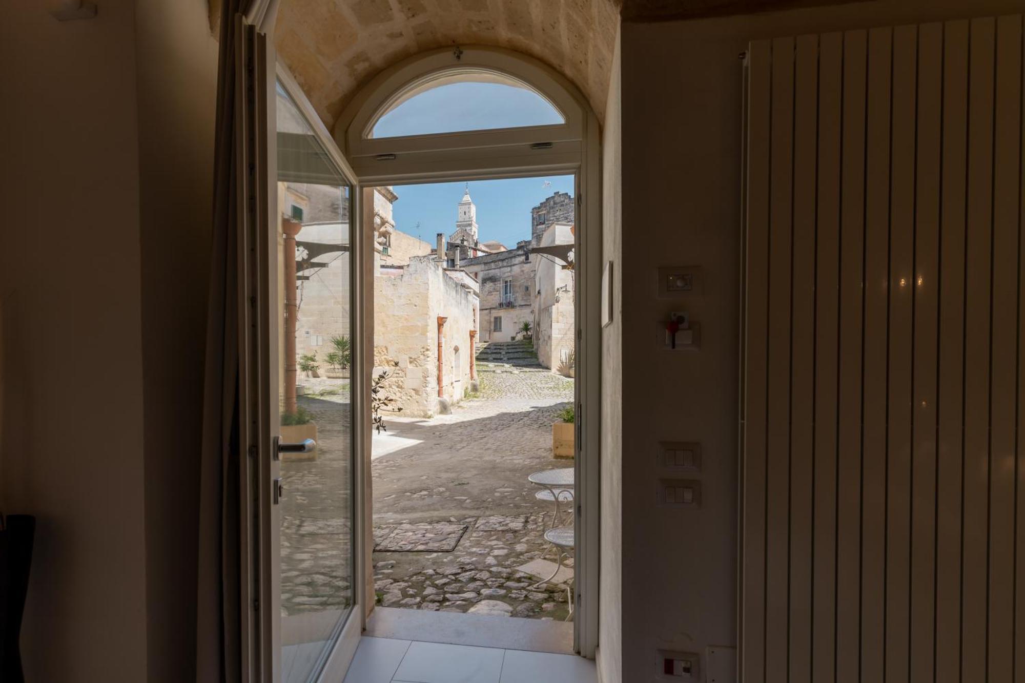 Endea Suite Rooms & Lounge Spa Matera Exteriör bild